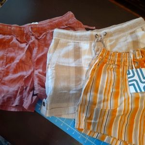 Stitch Fix Medium shorts / Lot